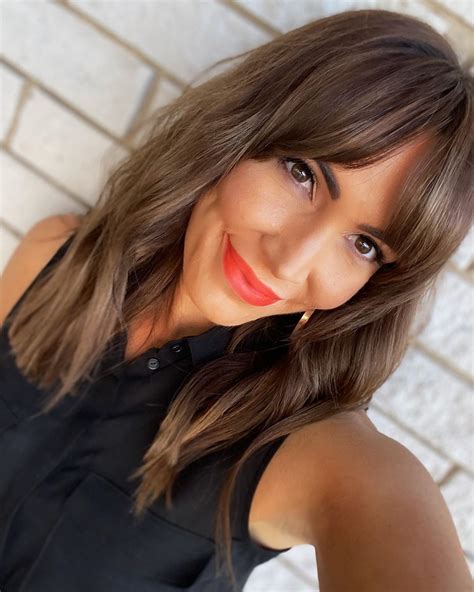 However, the latest reports have it that the bangs have made another yet big some may say that curtain bangs haircut are not classy, but they are a way of life. Curtain Bangs Inspirations You Can Not Miss in 2020 | Hera ...