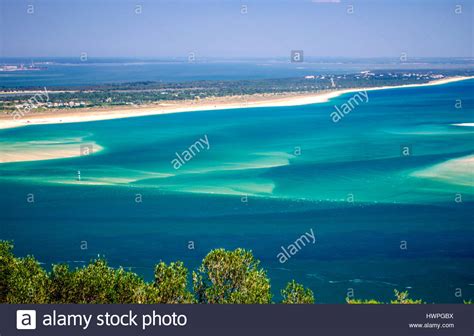 Choose from over 70 different courses in portugal and play the courses that suit you. Troia em Setubal deve ser o Caribe de Portugal Foto ...