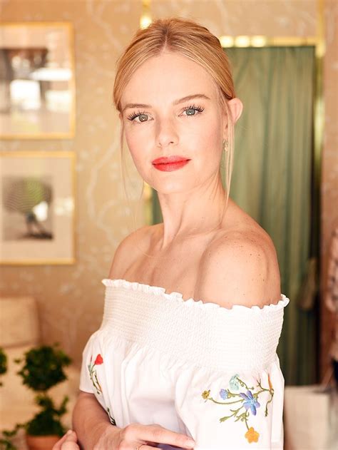 Kate Bosworths Lip Color Is Perfect For Summer Beauty Uniforms Kate Bosworth Celebrity Beauty