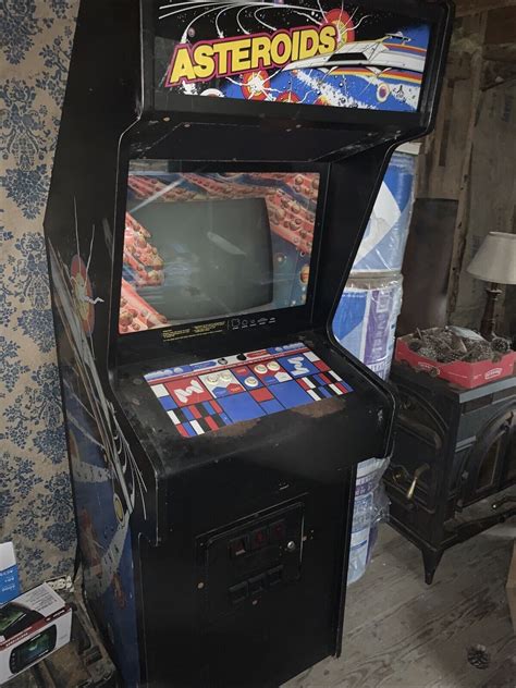 1979 Original Asteroids Arcade Machine Atari Classic Vintage Nostalgia