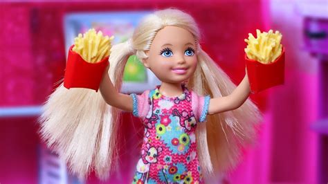 Life With Barbie Episode 33 Freaky Fryday Youtube