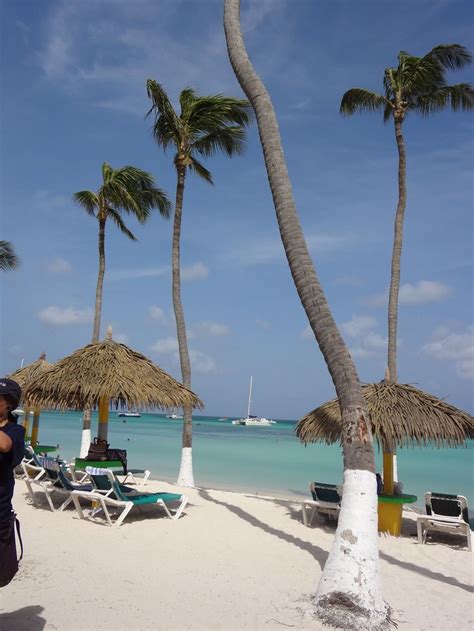 Beautiful Beach In Aruba Places To Visit Beautiful Beaches Vacation