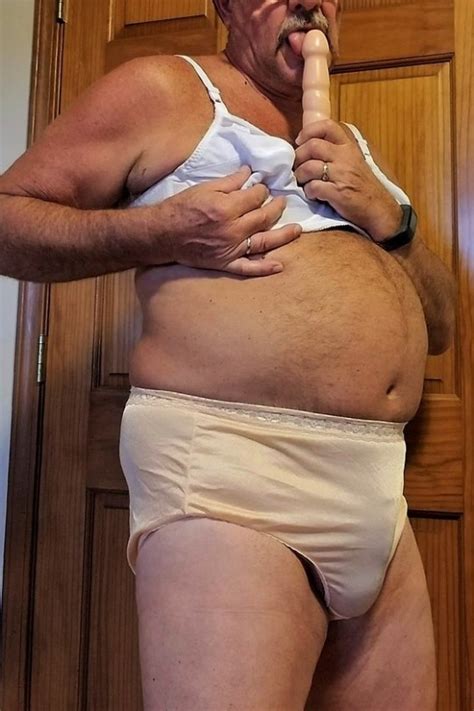 Chub Daddy In Panties