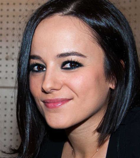 This user has no public photos. Alizée la chanteuse vient de faire une terrible révélation.