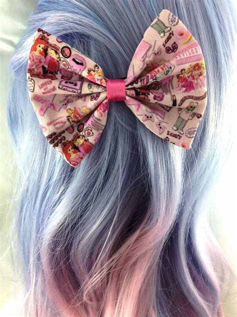 Aside from that, the only male character i know of with pink hair is hasta from tales of innocence. 90s Girly Tumblr Girl Handmade Pink Hair Bow with Kawaii ...