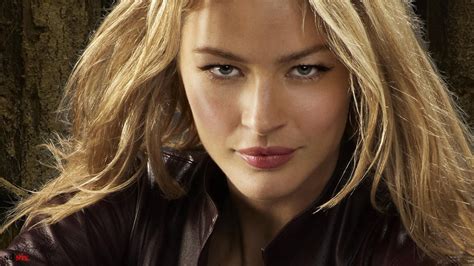 Tabrett Bethell As Cara Mason In Legend Of The Seeker S1 2008 11 01 To