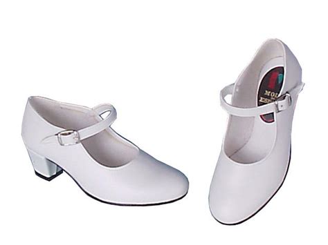 flamenco dance shoes white