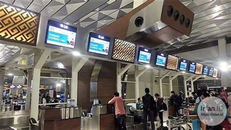 Melihat Megahnya Terminal 3 Soekarno Hatta Bandara Rasa Mall