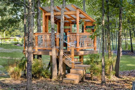 Tour The Ultimate Backyard Tree House With Trex Trex