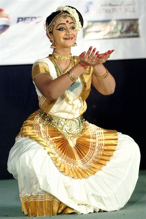 Mohiniyattam Indian Classical Dance Indian Dance Dance Of India