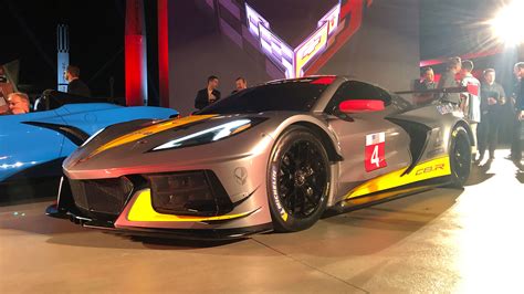 2020 Chevrolet Corvette C8r Race Car Debuts At C8 Corvette Convertible