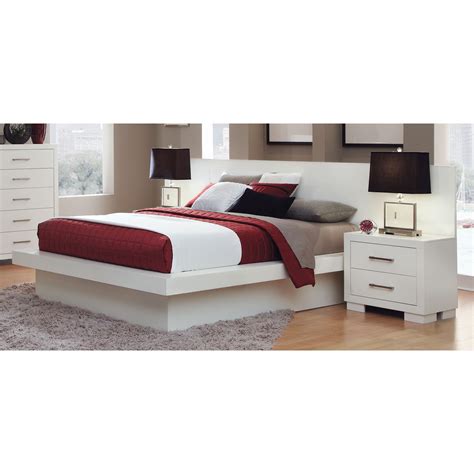 Coaster Company Jessica White Platform Bed With Rail Seating Bedroom