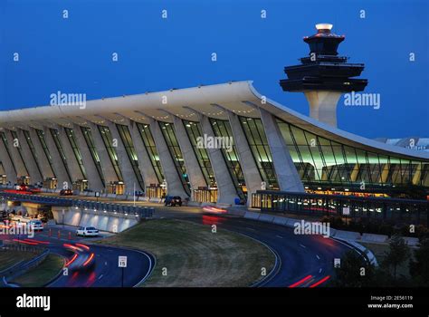Virginia Dulles International Airport Hi Res Stock Photography And