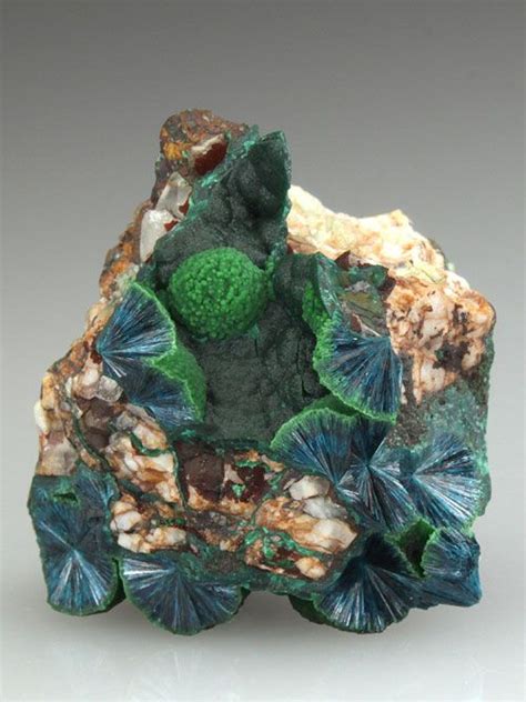Mineralists “wavellite ” Cool Rocks Pretty Rocks Beautiful Rocks