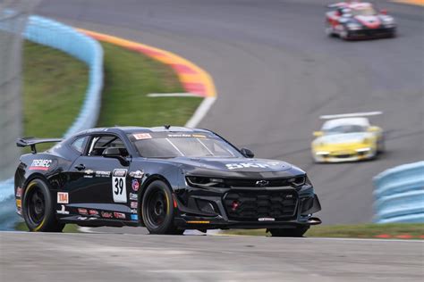 Chevy Showcases Camaro Ss Trans Am Race Car With Zl1 1le Parts