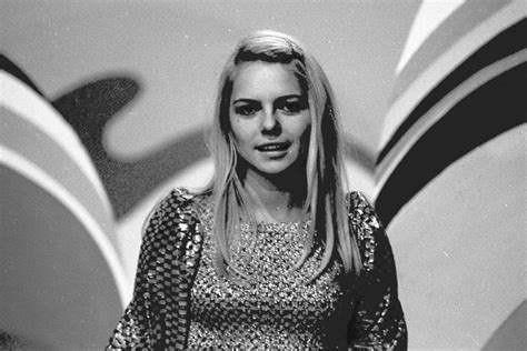 France gall — zozoi 02:50. France Gall | SchlagerPlanet.com