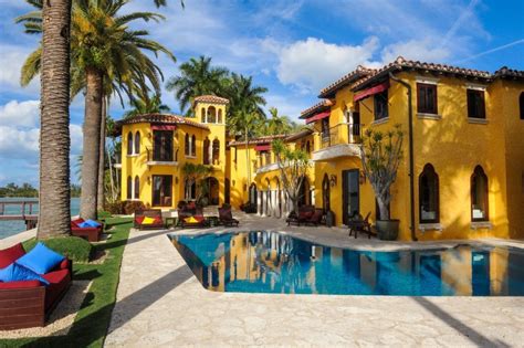 94 annunci di appartamenti e case in vendita a iglesias, trova l'immobile più adatto alle tue esigenze. Miami: in vendita la villa di Enrique Iglesias - Casa.it