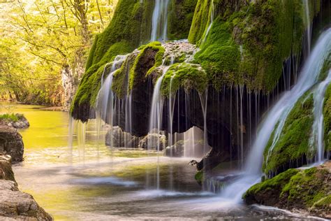Visit Bigar Waterfall Cascada Izvorul Bigăr