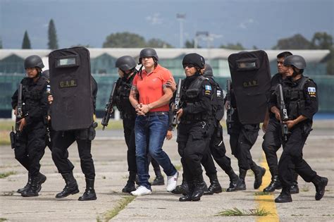 Guatemalan Leader Of Zetas Drug Cartel Extradited To Washington To Face