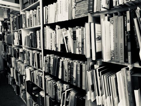 Upload, livestream, and create your own videos, all in hd. Die Tochter: Ein Haus voller Bücher