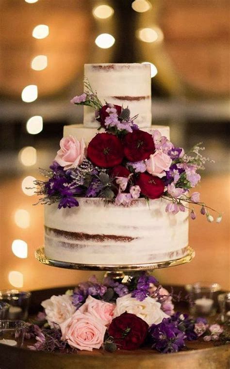 Visual tutorial on how i stack and fill a 2 tier wedding cake, then coat it in a lovely hombre burgundy and blue buttercream. my favorite supplies: Top 20 Burgundy Wedding Cakes You'll Love | Deer Pearl Flowers
