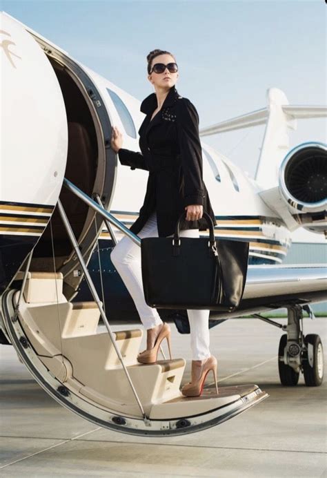 Pin By Bola Njinimbam On Luxurious Life Rich Women Lifestyle Luxury