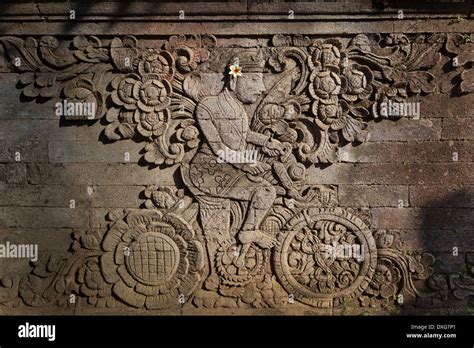 Basrelief On The Outside Wall Of The Pura Meduwe Karang Hindu Temple In