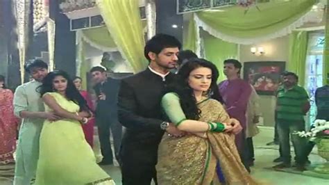 Meri Aashiqui Tumse Hi Ishani Ranveers Romance During Dance Youtube
