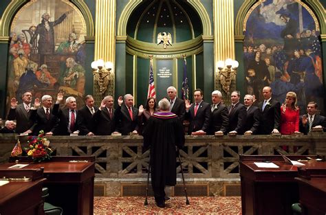 Pennsylvania Legislature Swears In New Members Gop Has Majority