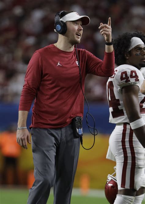 Oklahoma Coach Lincoln Riley Agree To Contract Extension