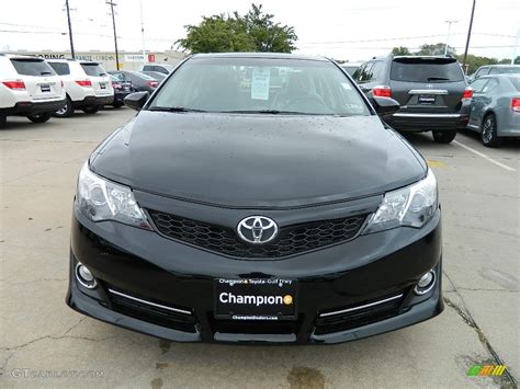 Gas mileage, engine, performance, warranty, equipment and more. 2012 Attitude Black Metallic Toyota Camry SE V6 #57874714 ...