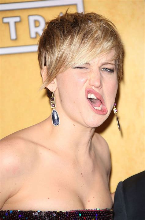 Seriously Hilarious Celeb Faces Hunger Games Jennifer Josh And
