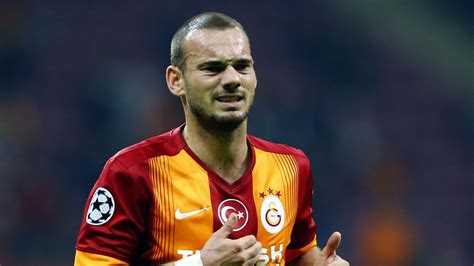 Sneijderden Galatasarayın Efsane Oyuncusu Hagiye Mesaj Eurosport