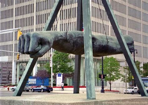 Joe Louis The Fist Sculpture In Detroit Detroit Then And Now