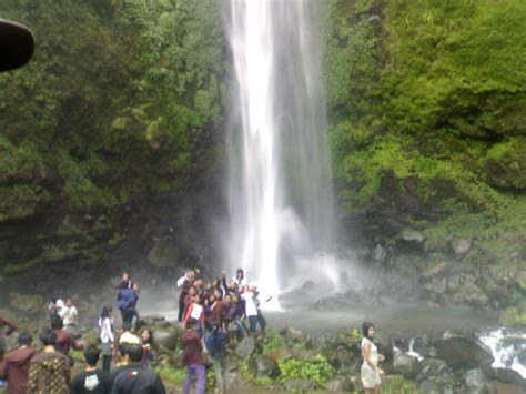 East java tours and things to do: Coban Rondo Waterfall | East Java Vacation Packages