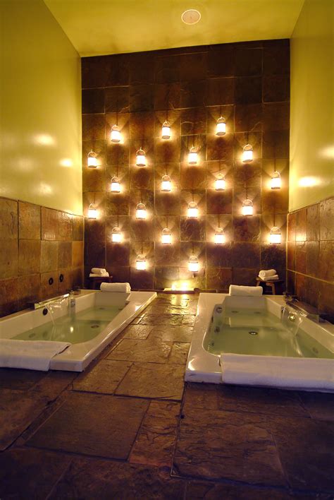 The Hydrotherapy Soak Room At The Ole Henriksen Face Body Spa Home Spa Spa Rooms Spa Interior
