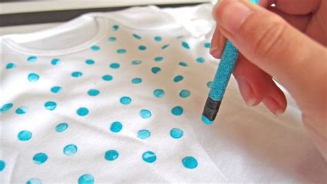 Learn How To Paint On Fabric Permanently 4 Simple Tips Craft Leisure