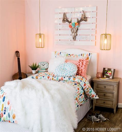 Go Bold With A Boho Inspired Bedroom Rustic Girls Bedroom Country
