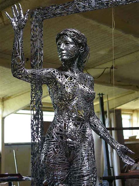 Amazing Figurative Sculptures Welded From Steel Scraps