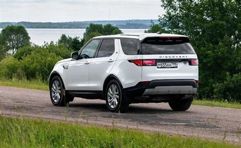 2019 Land Rover Discovery Launched In India Prices Start At Rs 7518 Lakh