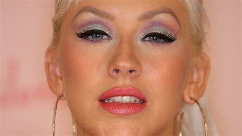 Colorful Christina Aguileras Makeup Tutorial Cda