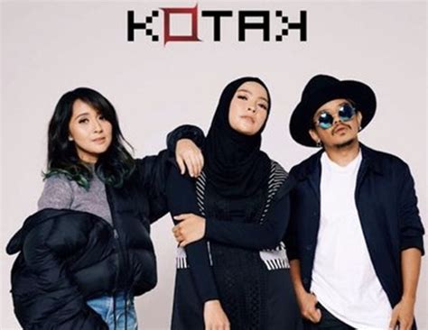 Last edit on feb 11, 2014. Chord Gitar Lirik Lagu Kotak Pelan Pelan Saja - Abadikini.com