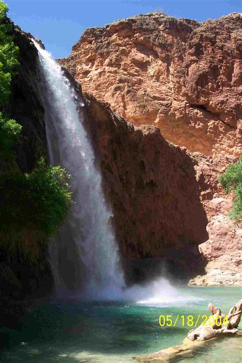 Havasu Falls Mooney Falls Supai Falls Navajo Falls Arizona Hiking