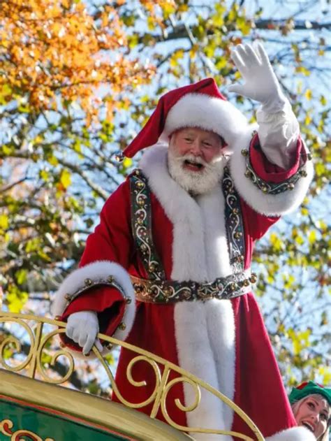 10 Popular Christmas Traditions Around The World
