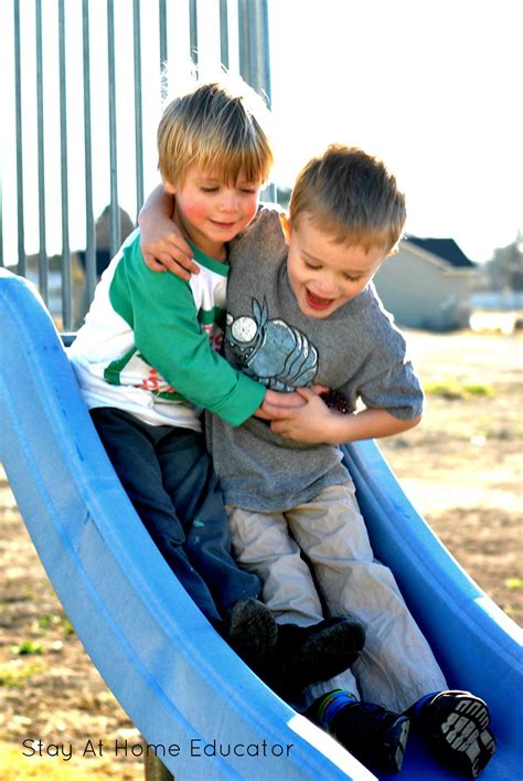 10 Things Kids Learn By Playing Outside