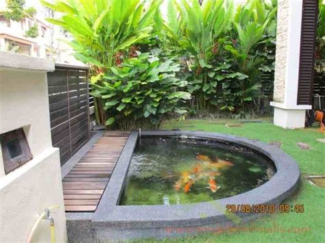Desain Kolam Ikan Hias Untuk Taman Rumah Minimalis - Eksterior Rumah (1465)