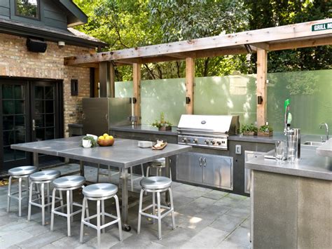 30 Fresh And Modern Outdoor Kitchens