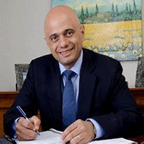 Bunda genç yaşı ve şimdiye kadar göstermiş olduğu performans etkili. Sajid Javid | WEF | Women Economic Forum