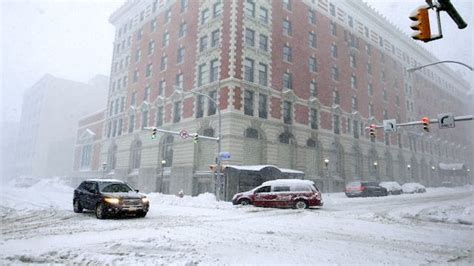 Snowvember In New York Record Storm Buries New York Under Six Feet Of