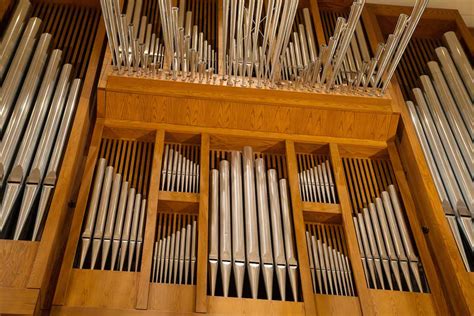 Knowtheo The Strauss Performing Arts Centers Casavant Pipe Organ